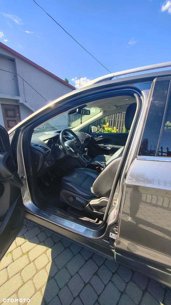 Ford Kuga 2.0 TDCi Titanium - 12