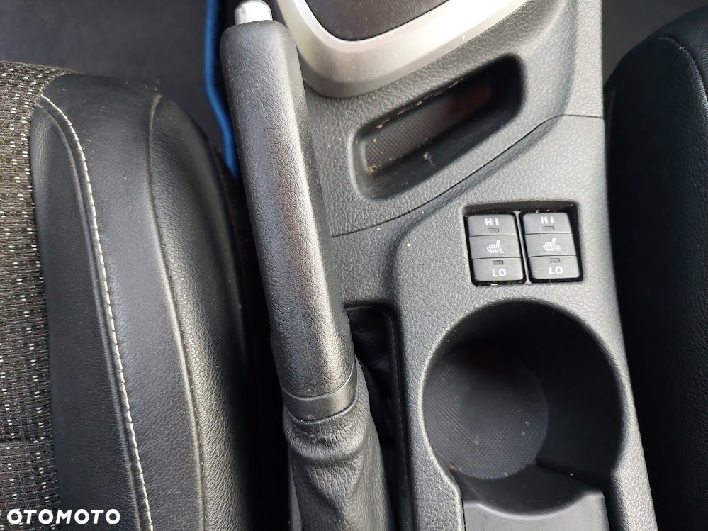 Toyota Auris 1.8 HSD Sol - 15