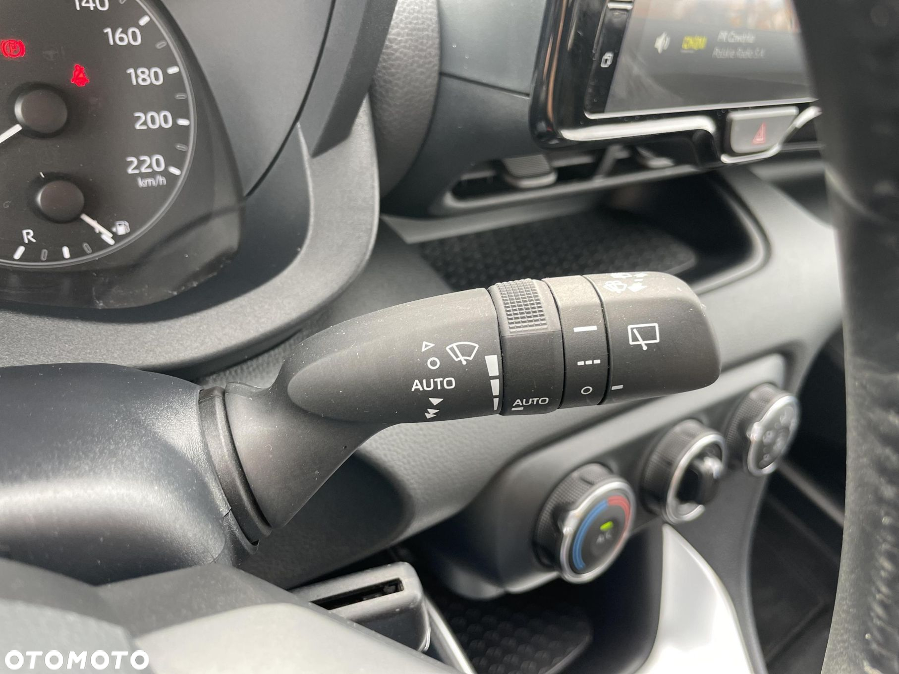 Toyota Yaris 1.5 Comfort - 27