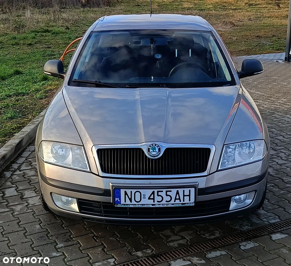 Skoda Octavia 1.6 Active - 1