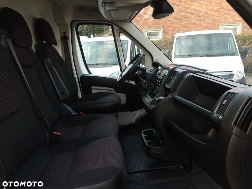 Peugeot Boxer 3-osobowy L4H2 najdłuższy - 9