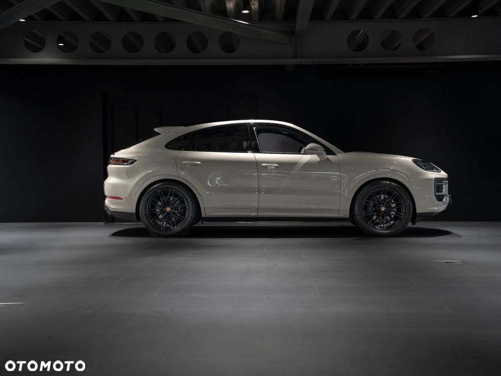 Porsche Cayenne E-Hybrid PHEV - 6