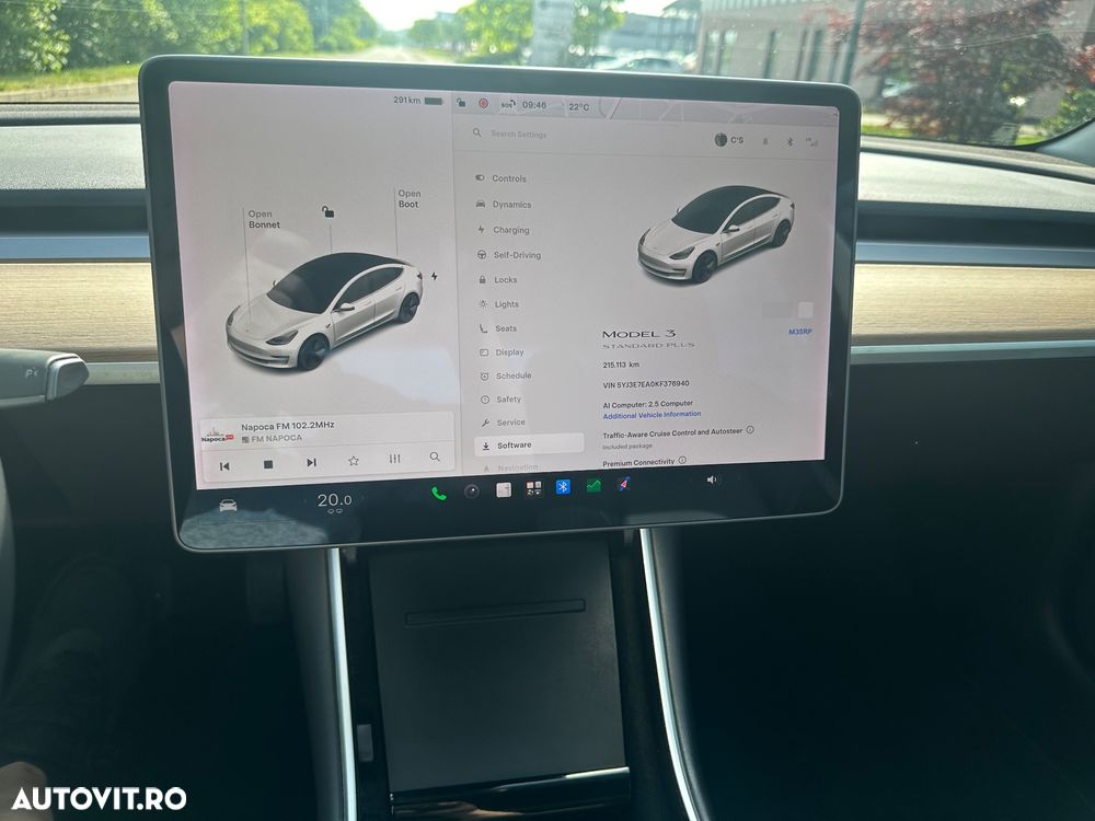 Tesla Model 3 - 7