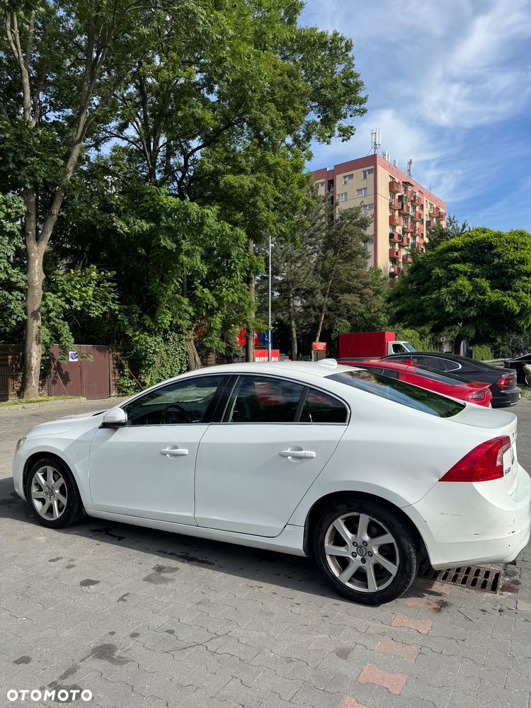 Volvo S60 - 3