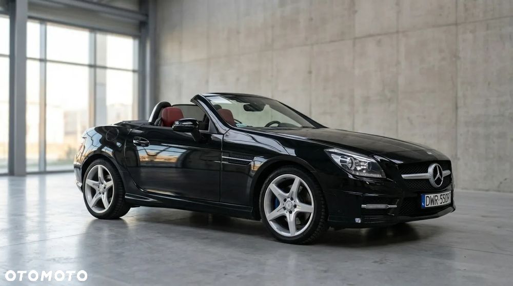 Mercedes-Benz SLK 350 (BlueEFFICIENCY) 7G-TRONIC - 2