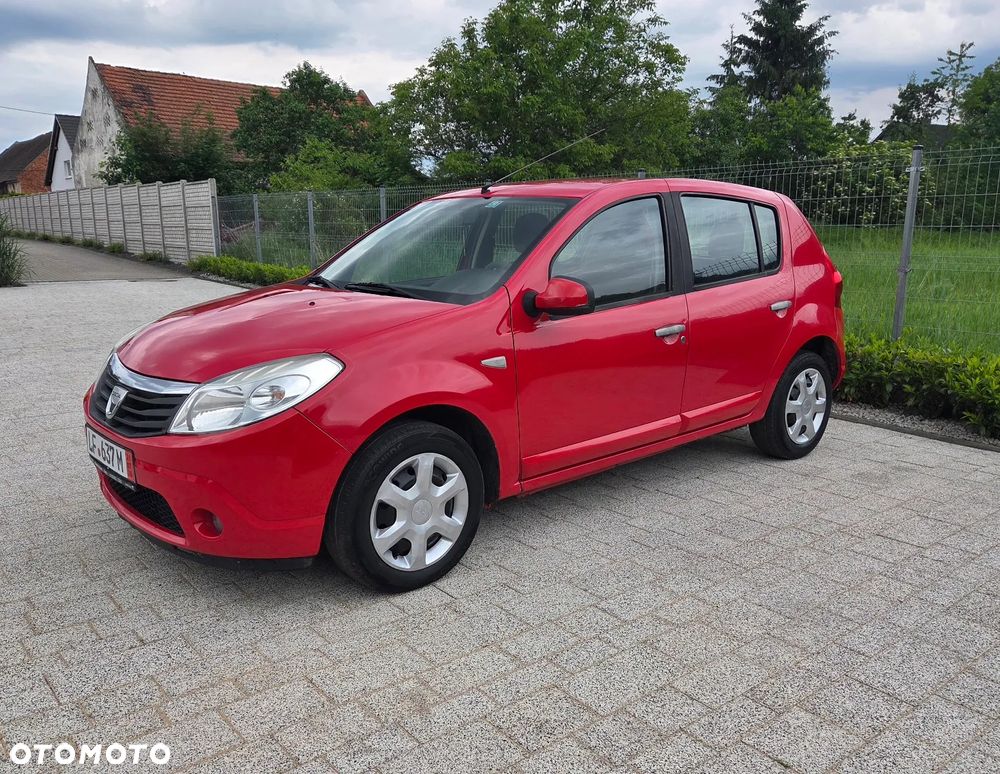Dacia Sandero - 1