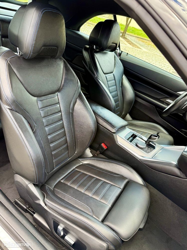 BMW 420 d Desportiva M Auto - 33