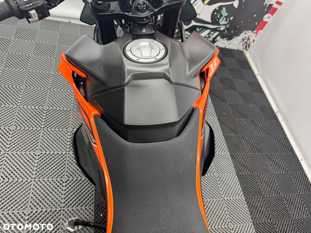 KTM Adventure - 22