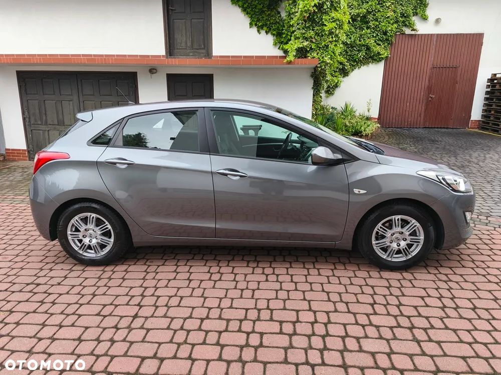 Hyundai i30 1.4 Trend - 8
