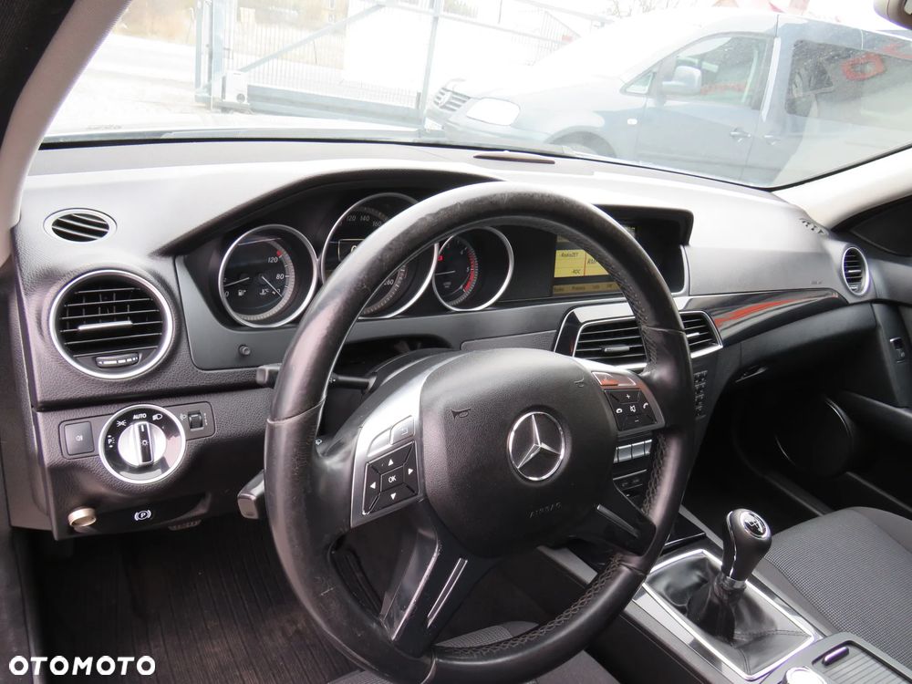Mercedes-Benz Klasa C 200 CDI DPF BlueEFFICIENCY - 21
