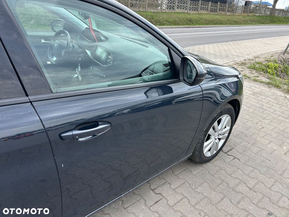 Peugeot 308 - 13