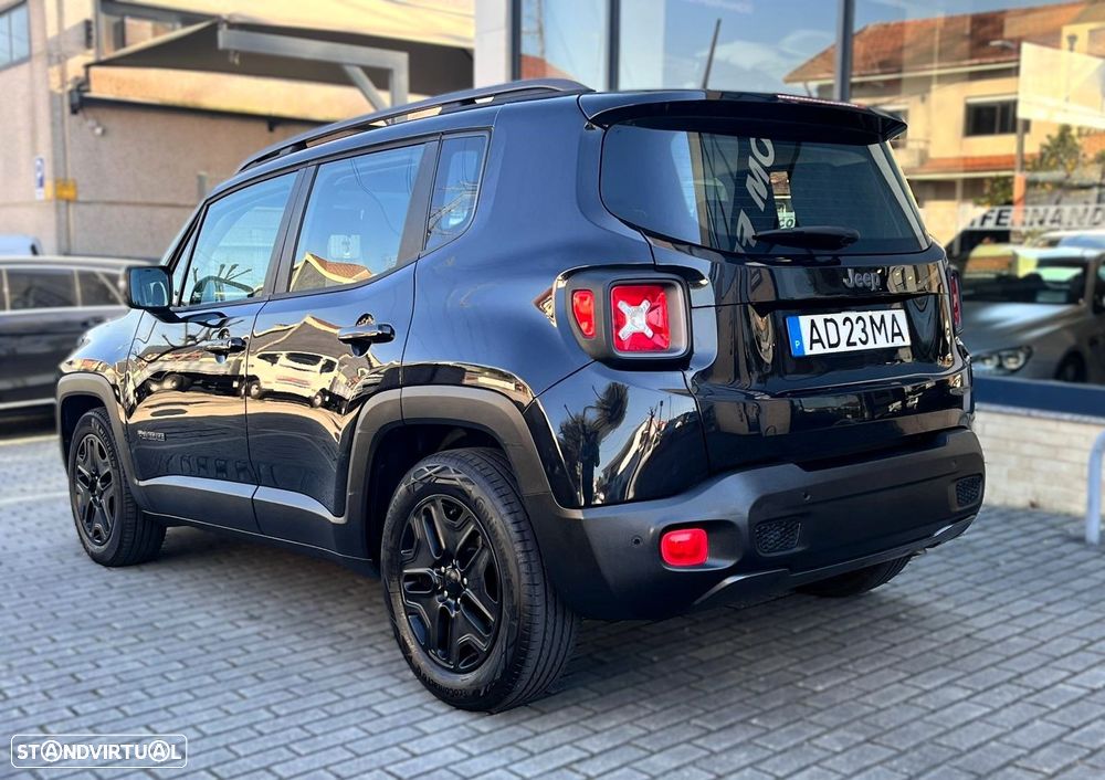 Jeep Renegade 1.6 MJD Night Eagle - 43