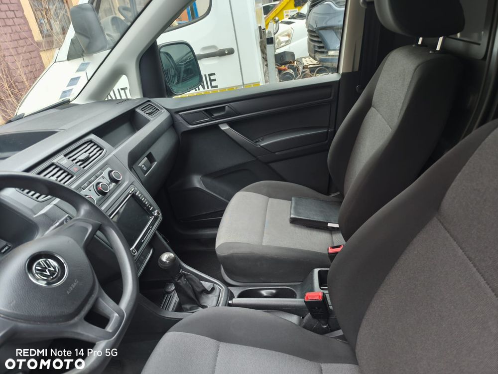 Volkswagen Caddy - 27