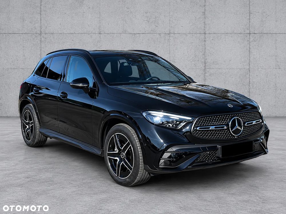 Mercedes-Benz GLC 300 d 4Matic 9G-TRONIC AMG Line Advanced - 3