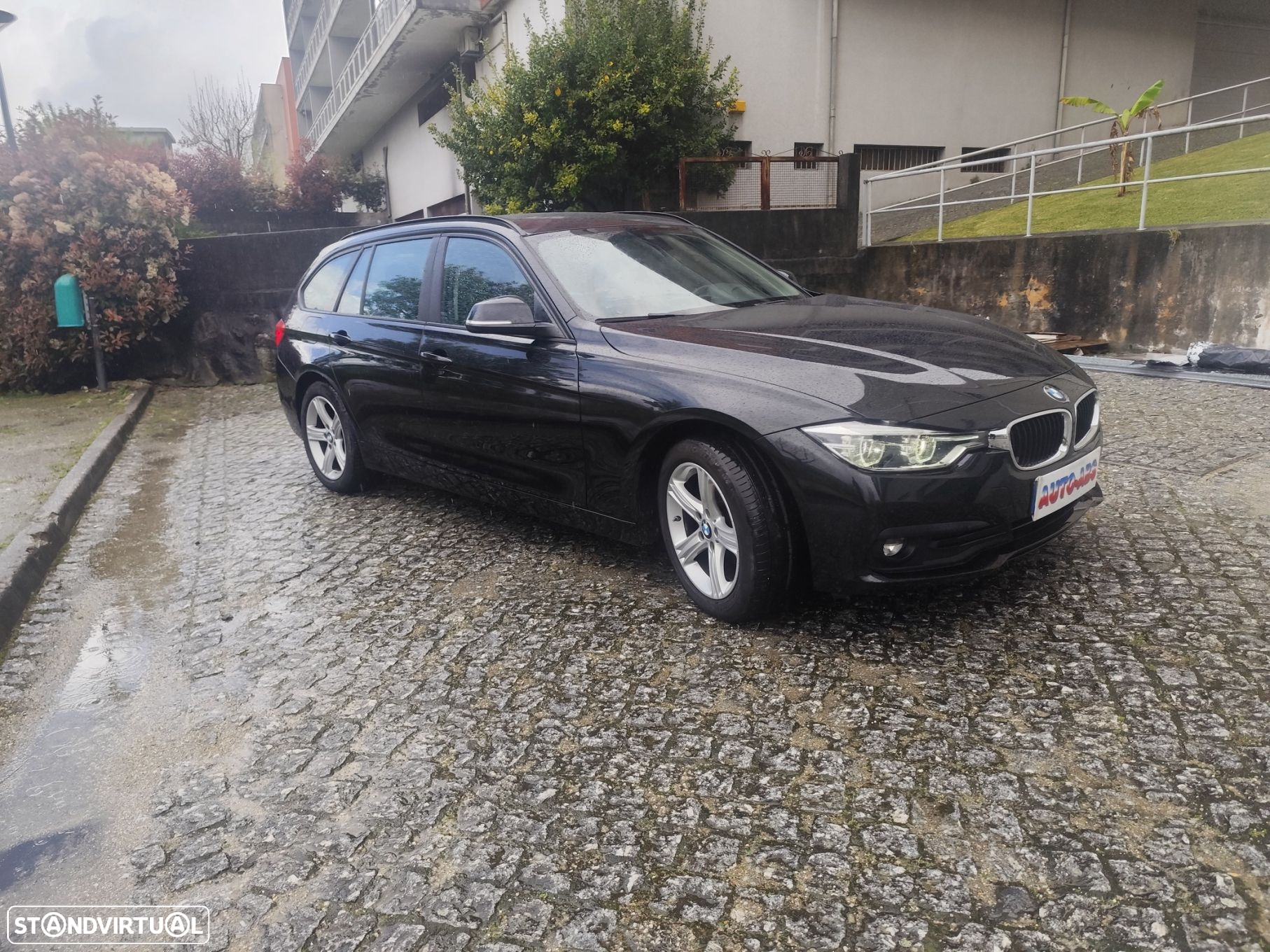 BMW 318 d Touring - 12