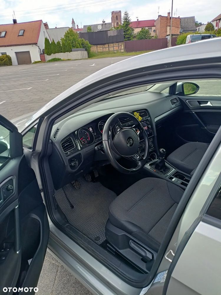 Volkswagen Golf 1.4 TSI BMT Comfortline - 19
