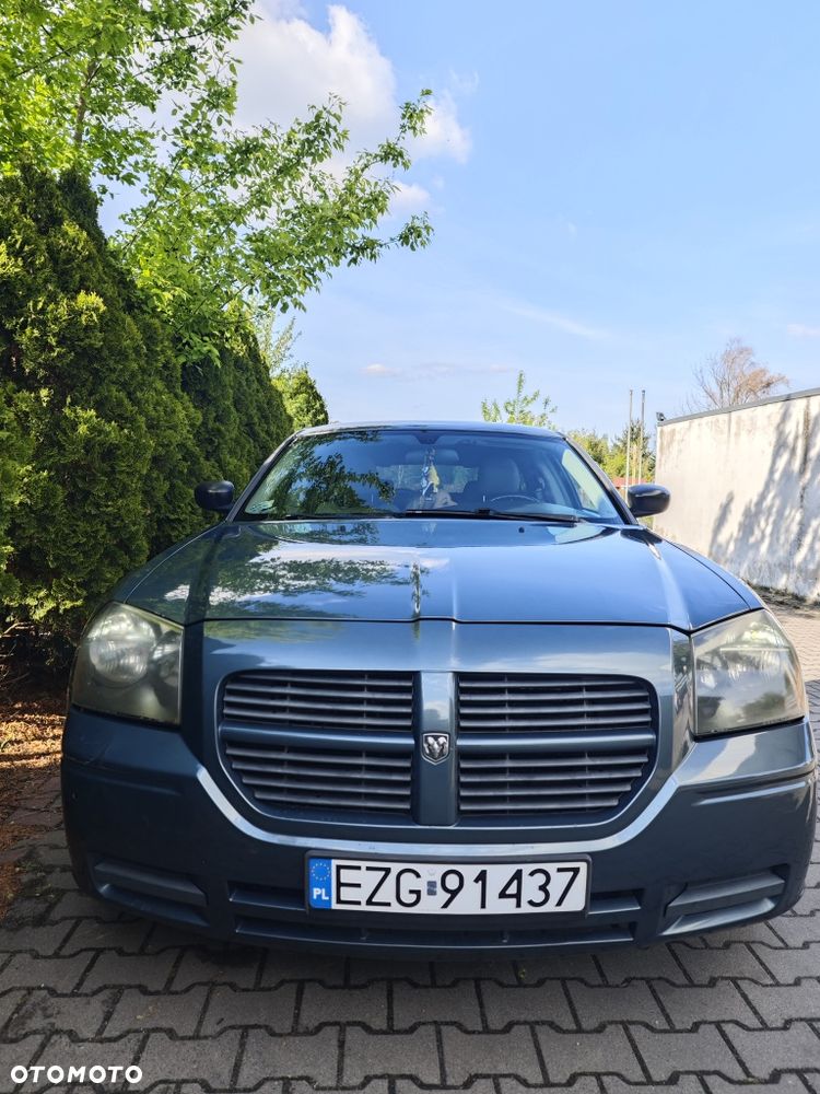 Dodge Magnum - 4