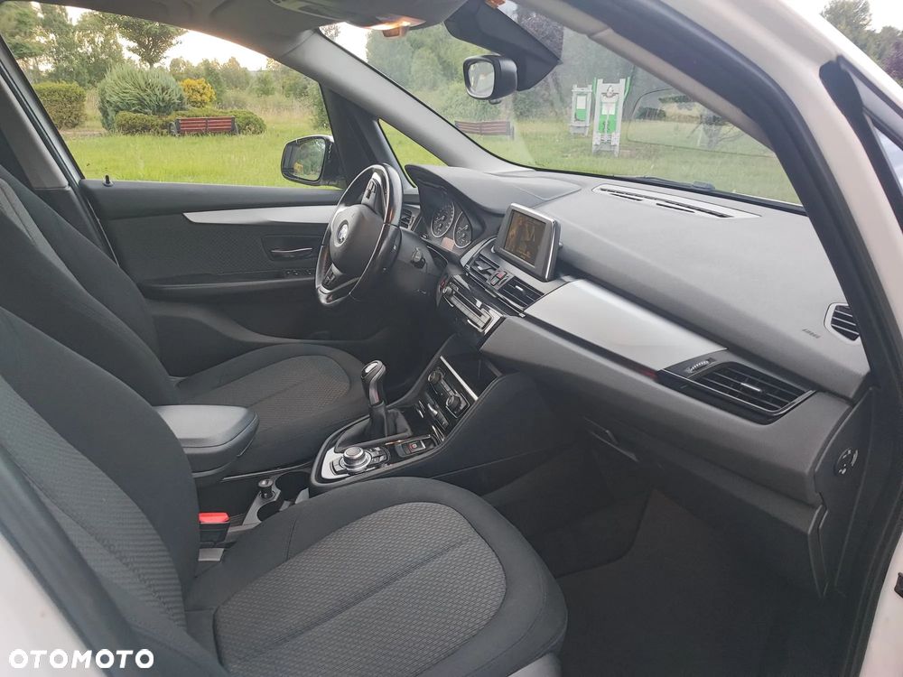 BMW Seria 2 216d Advantage - 31