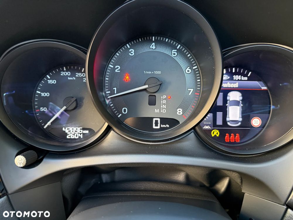 Porsche Macan Standard - 20