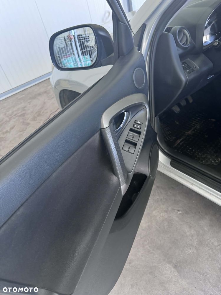 Toyota RAV4 2.2 D-4D Sol Platinium NAVI - 18