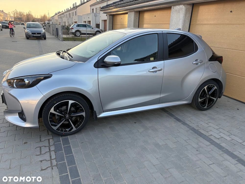 Toyota Yaris 1.5 Comfort - 2