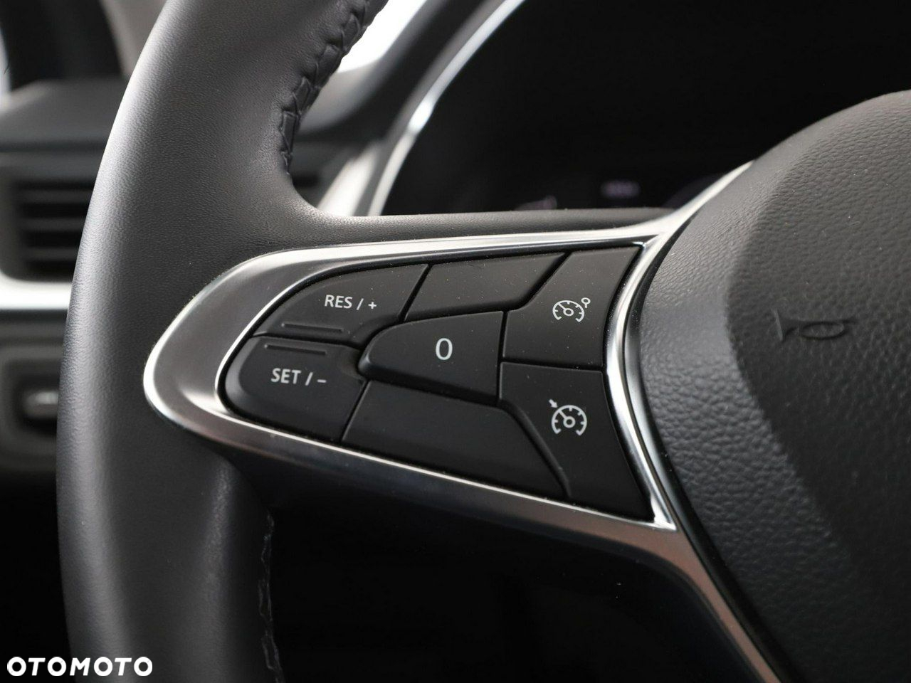 Renault Captur 1.6 E-TECH Full Hybrid 145 Intens - 32