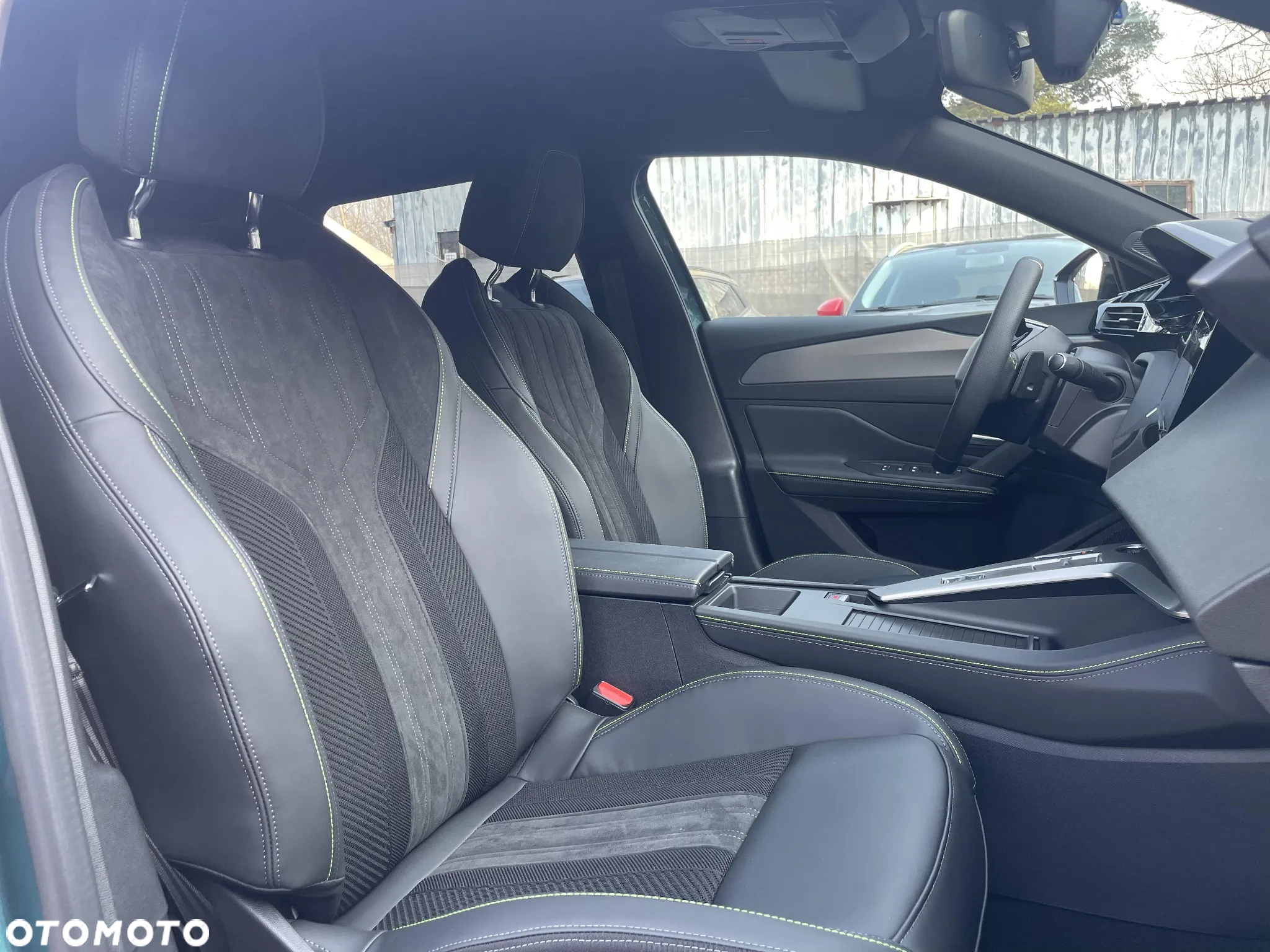 Peugeot 308 - 23