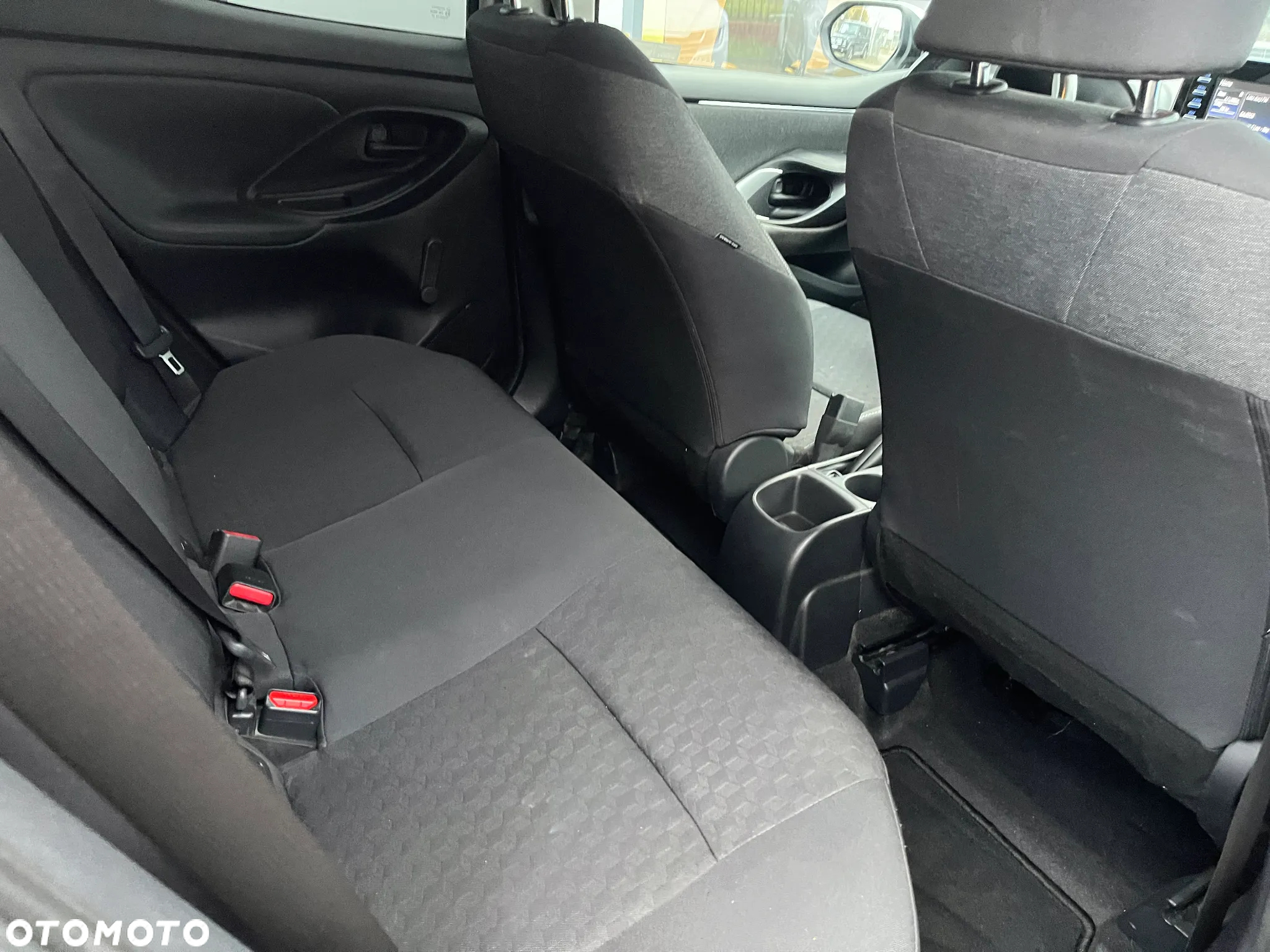 Toyota Yaris 1.0 Comfort - 24