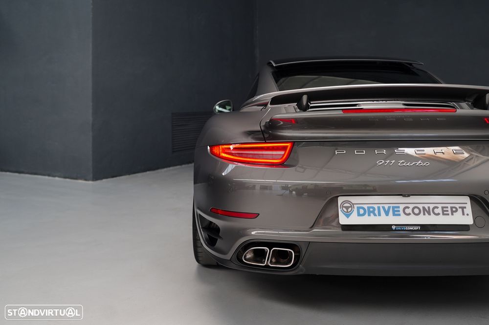 Porsche 911 (991) Turbo PDK - 24