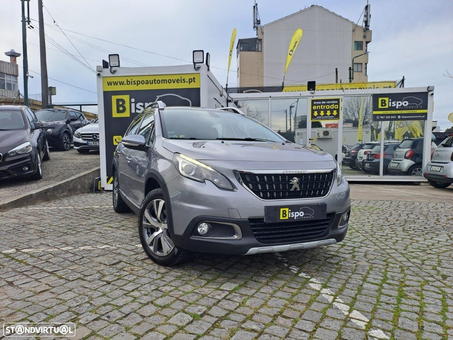 Peugeot 2008 1.2 PureTech Allure - 1