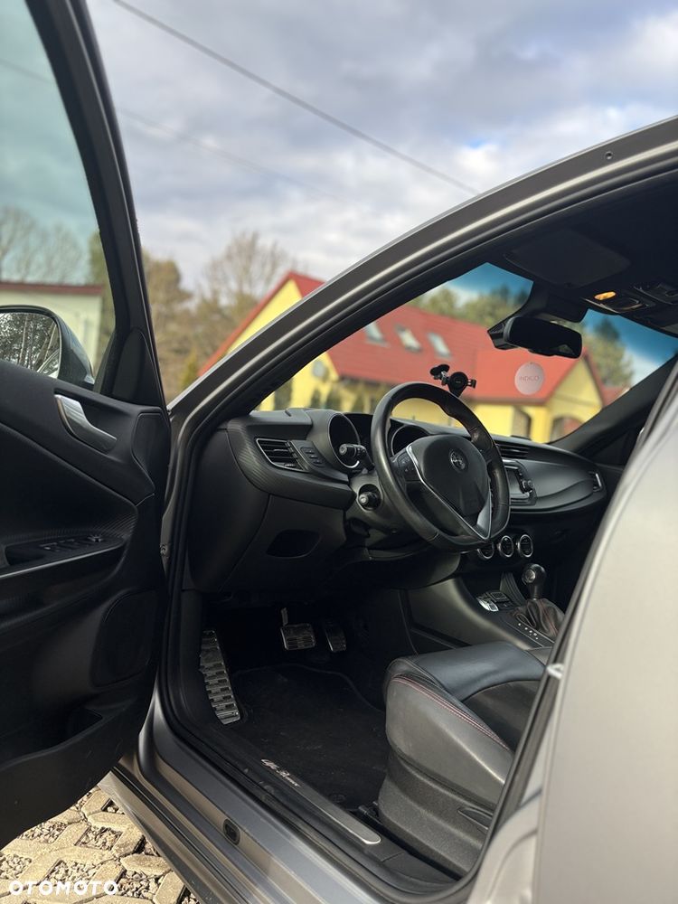 Alfa Romeo Giulietta 1750 TBi Veloce TCT - 14
