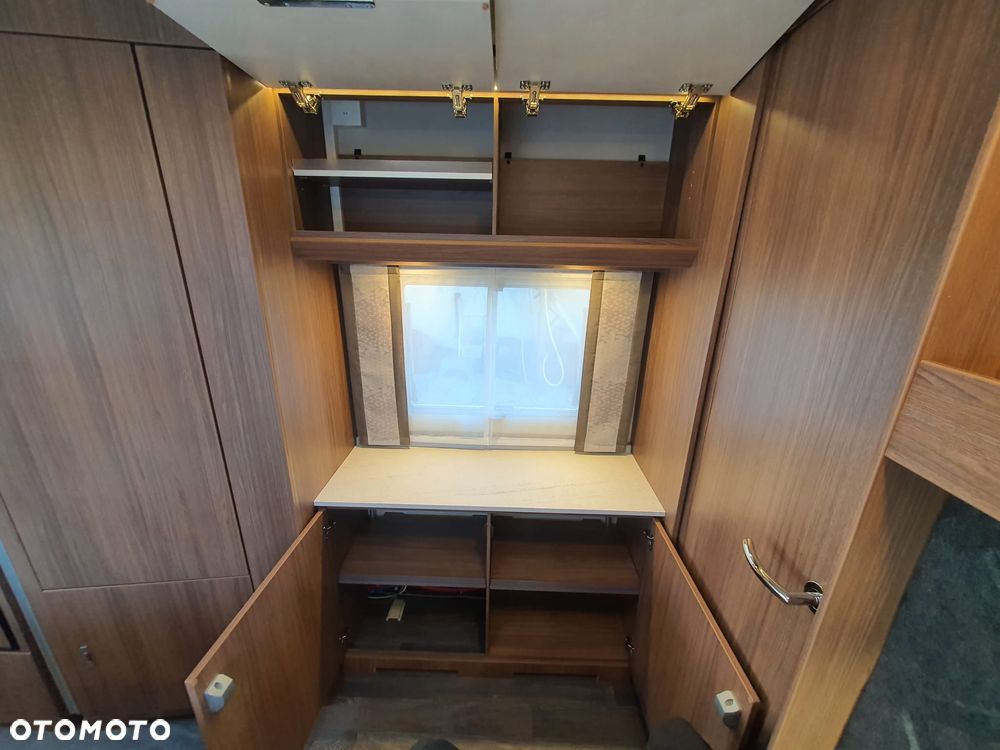 Tabbert CAZADORA 560 HTD 2,5 / zimowe ogrzewanie ALDE - 30