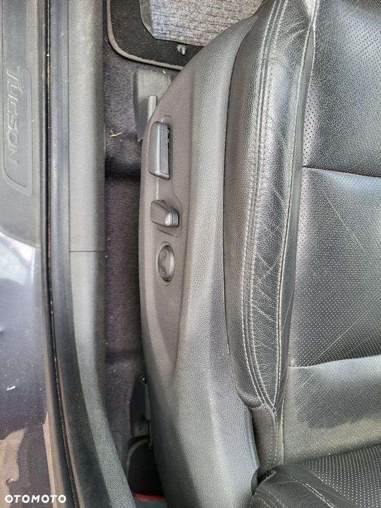 Hyundai Tucson 2.0 CRDi 4WD Passion - 36