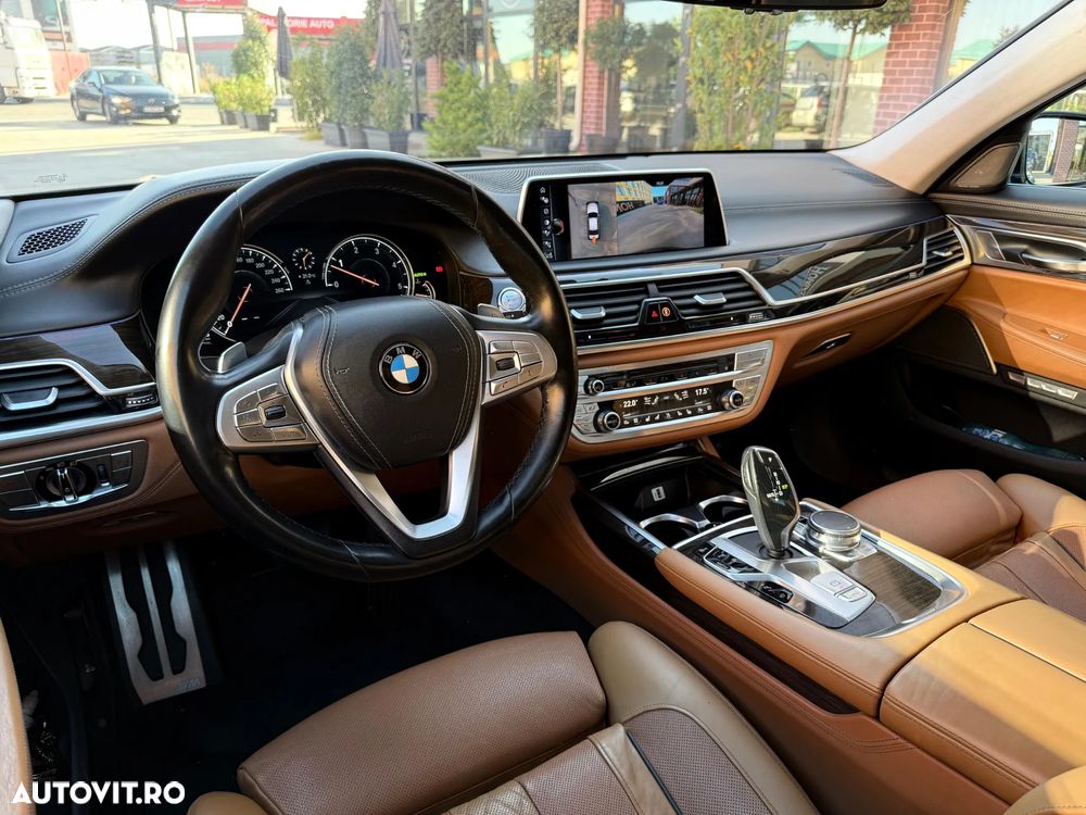BMW Seria 7 740d xDrive - 9