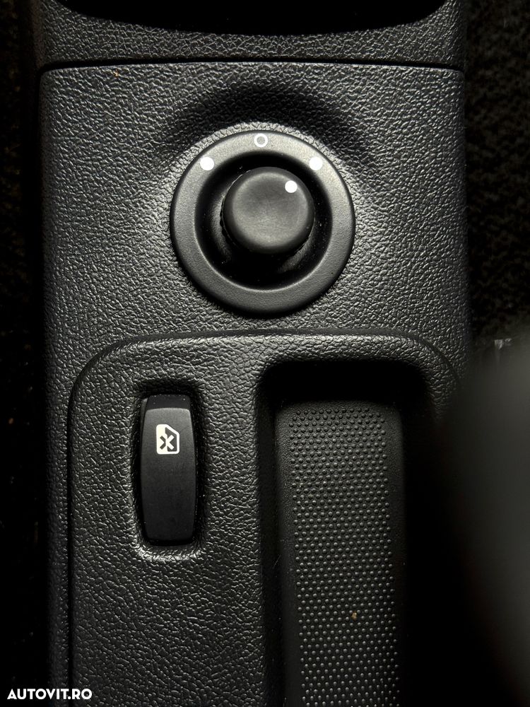 Dacia Logan 1.6 16V Laureate - 27