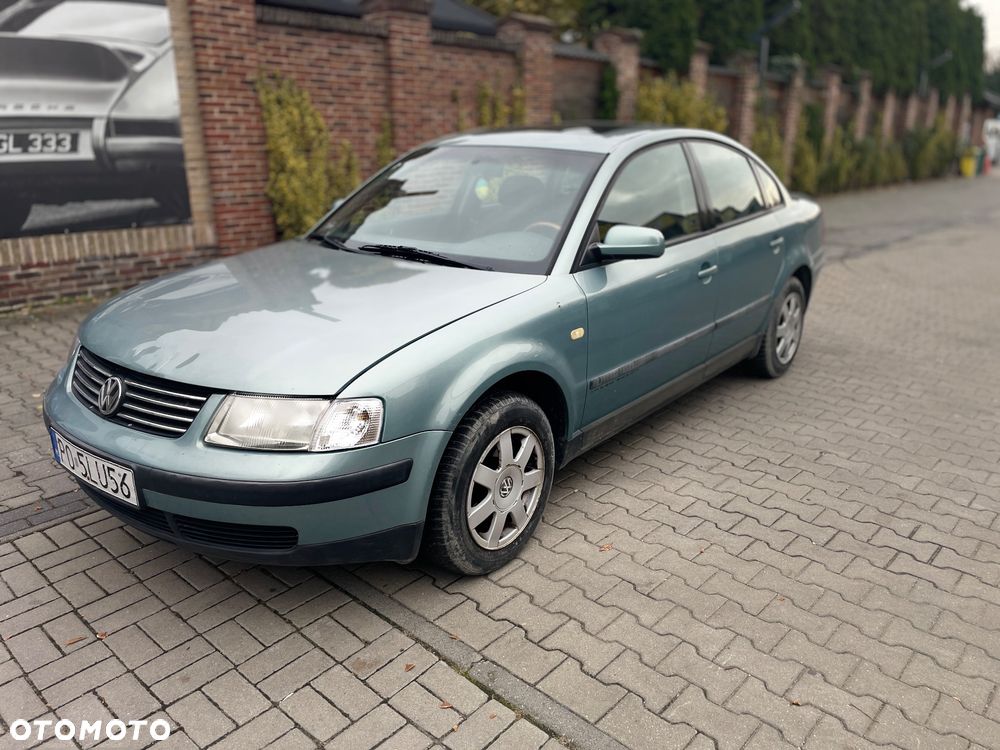 Volkswagen Passat 1999 photo 2