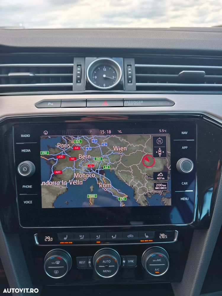 Volkswagen Passat 2.0 TDI R Executive - 26