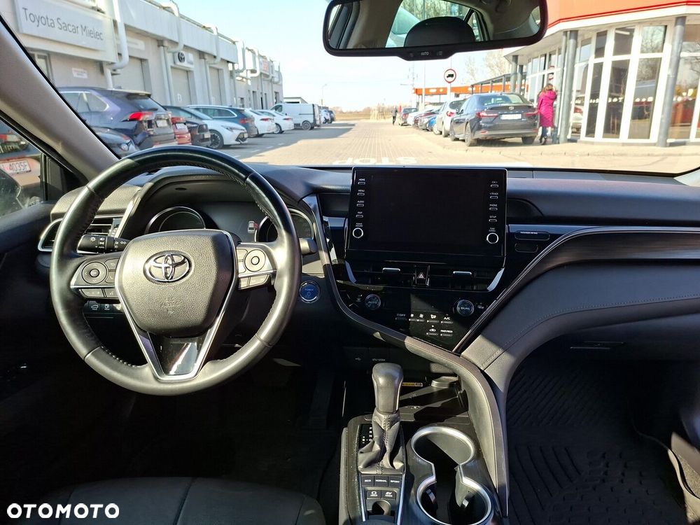 Toyota Camry 2.5 Hybrid Executive CVT - 11