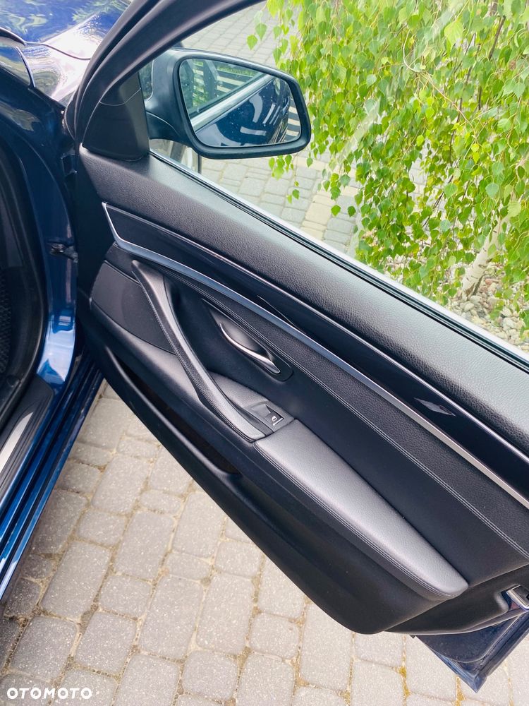 BMW Seria 5 520d Efficient Dynamics - 16