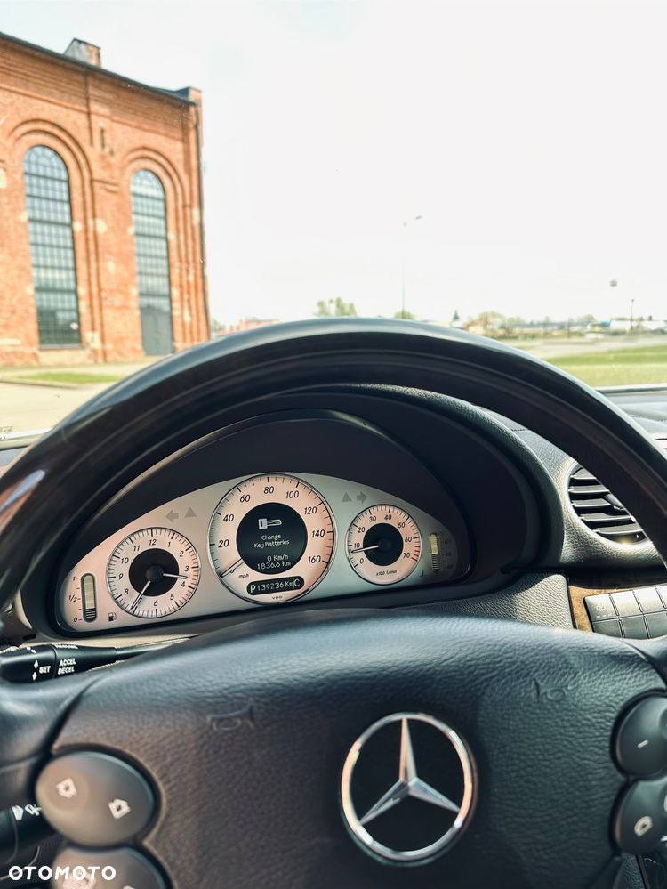 Mercedes-Benz CLK - 11