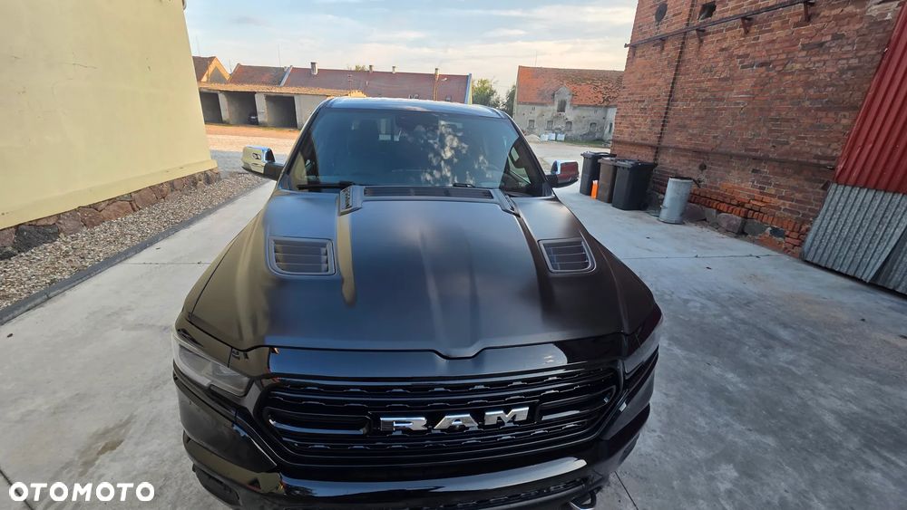 RAM 1500 5.7 Crew Cab Limited - 10