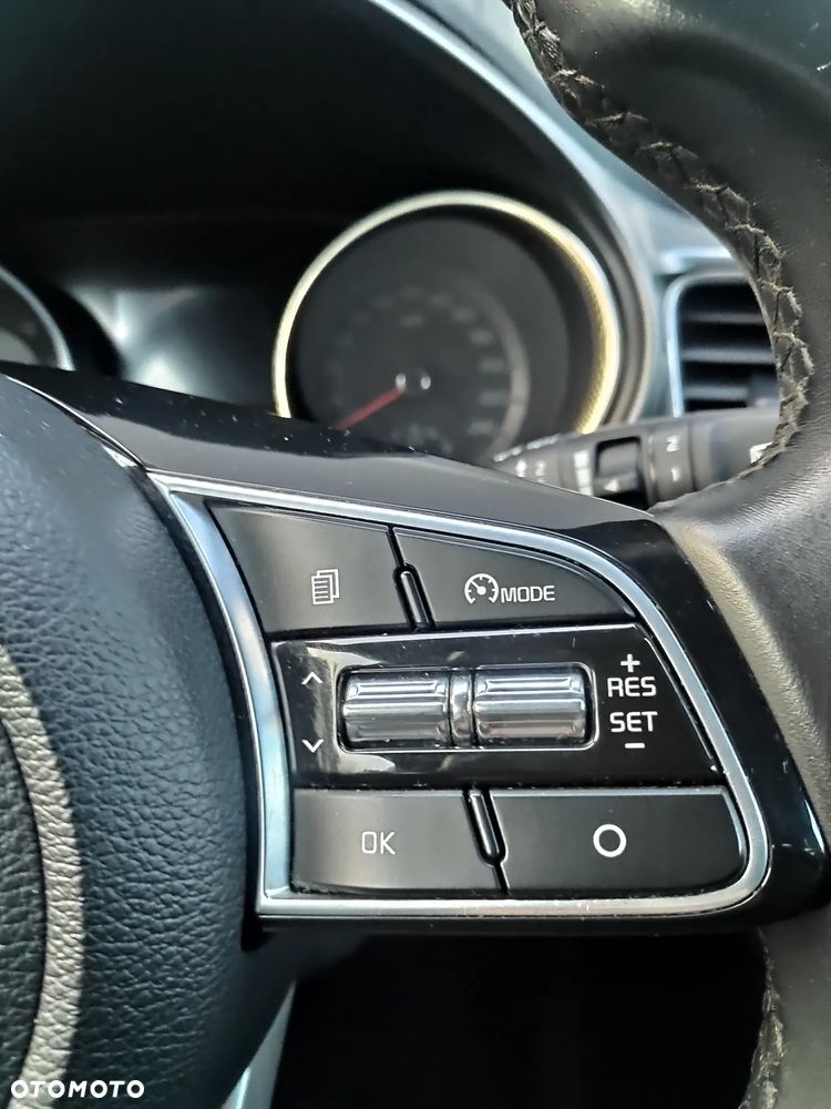 Kia XCeed 1.6 CRDi SCR L - 19