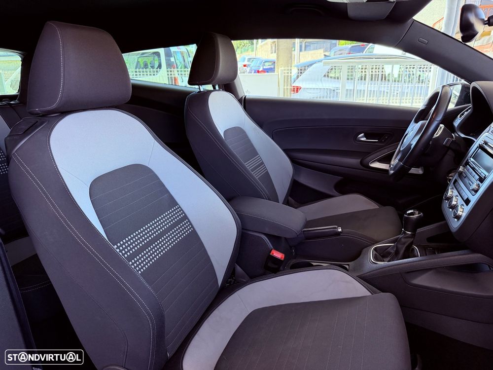 VW Scirocco 2.0 TDI Blue Motion Technologie Life - 21