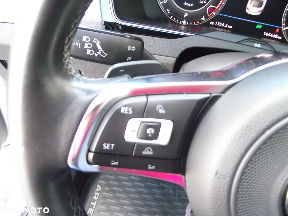 Volkswagen Arteon 2.0 TDI Bi-Turbo SCR 4Mot R-Line Edition DSG - 24