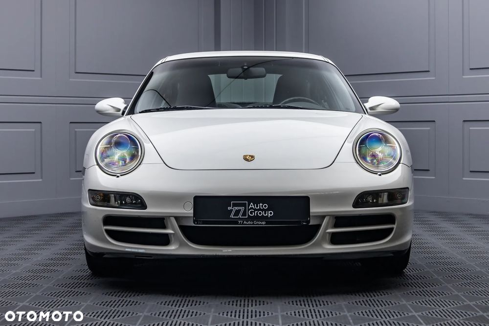 Porsche 911 Carrera Tiptronic S - 7