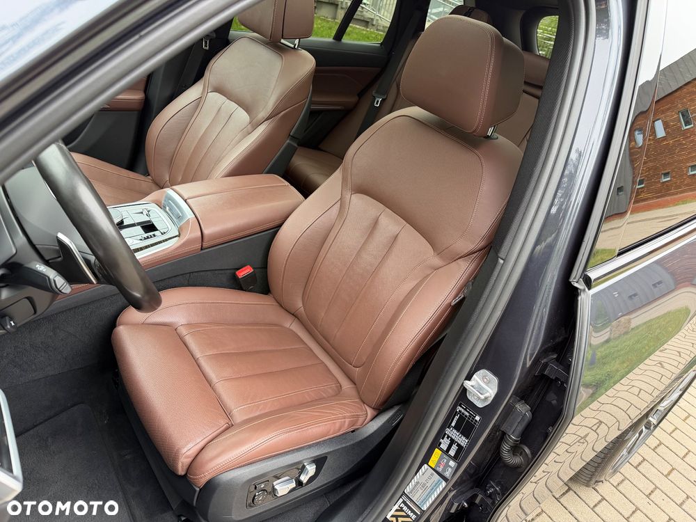 BMW X5 xDrive45e - 13