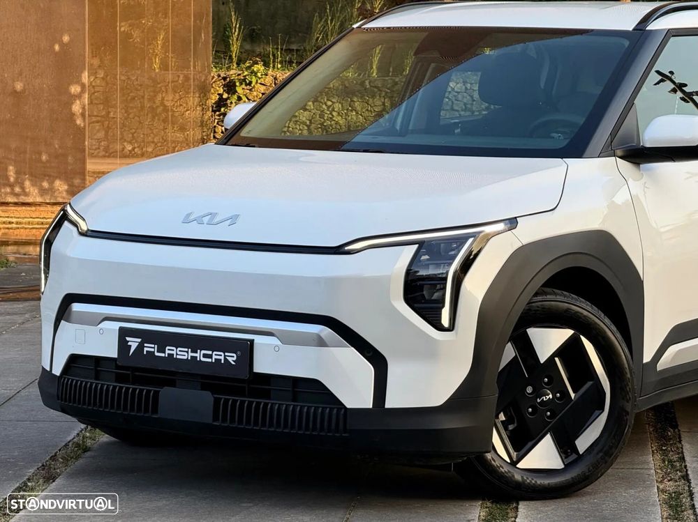 Kia EV3 81,4-kWh FWD Earth - 30