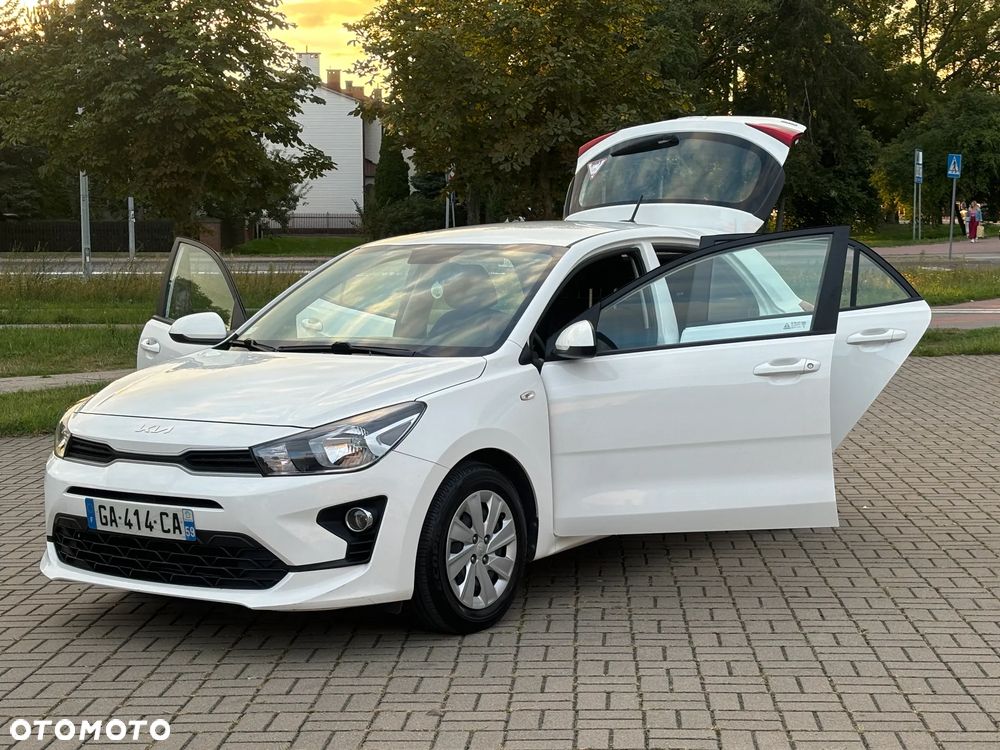Kia Rio 1.2 M - 13