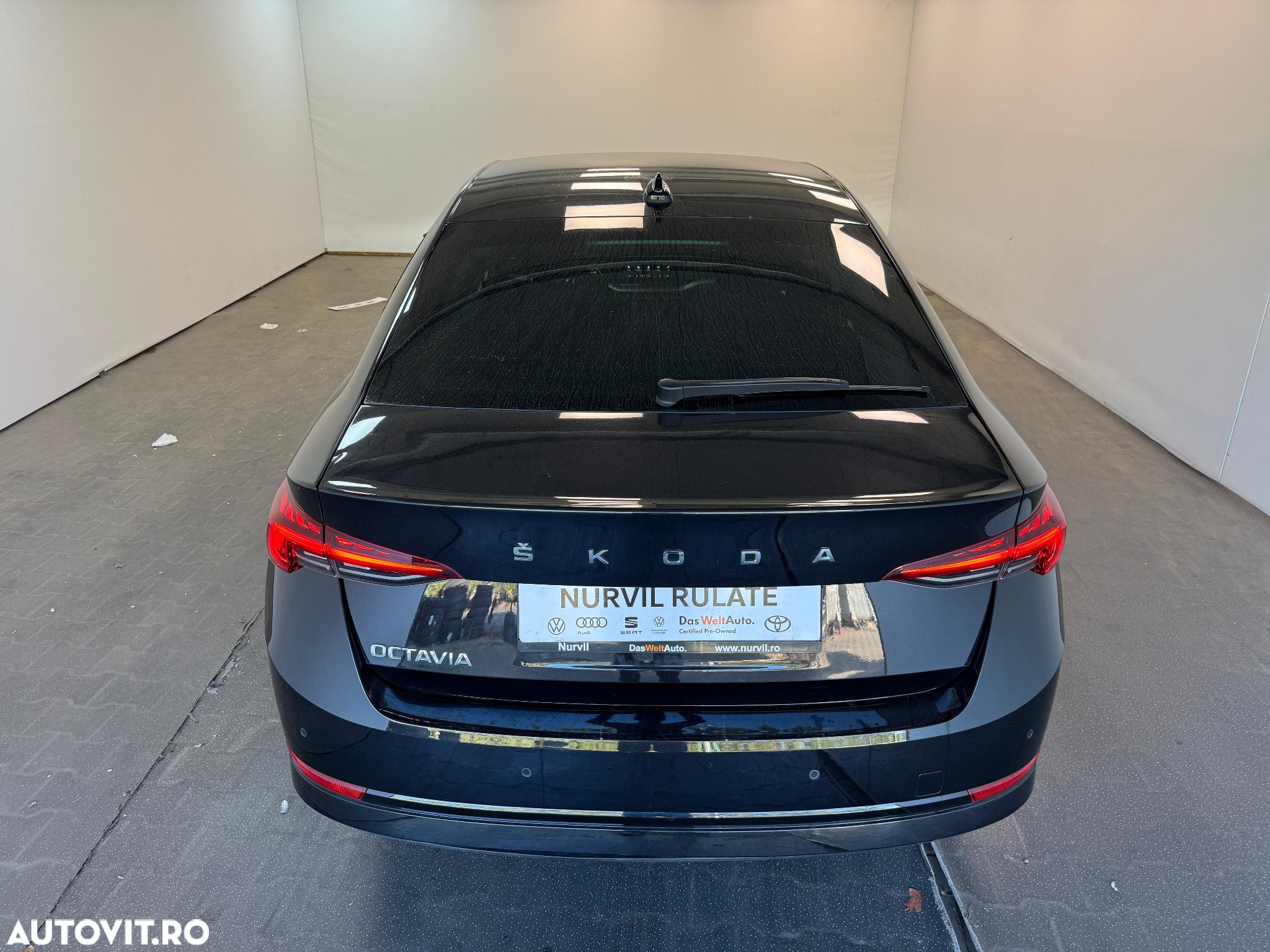 Skoda Octavia 2.0 TDI DSG Ambition - 36