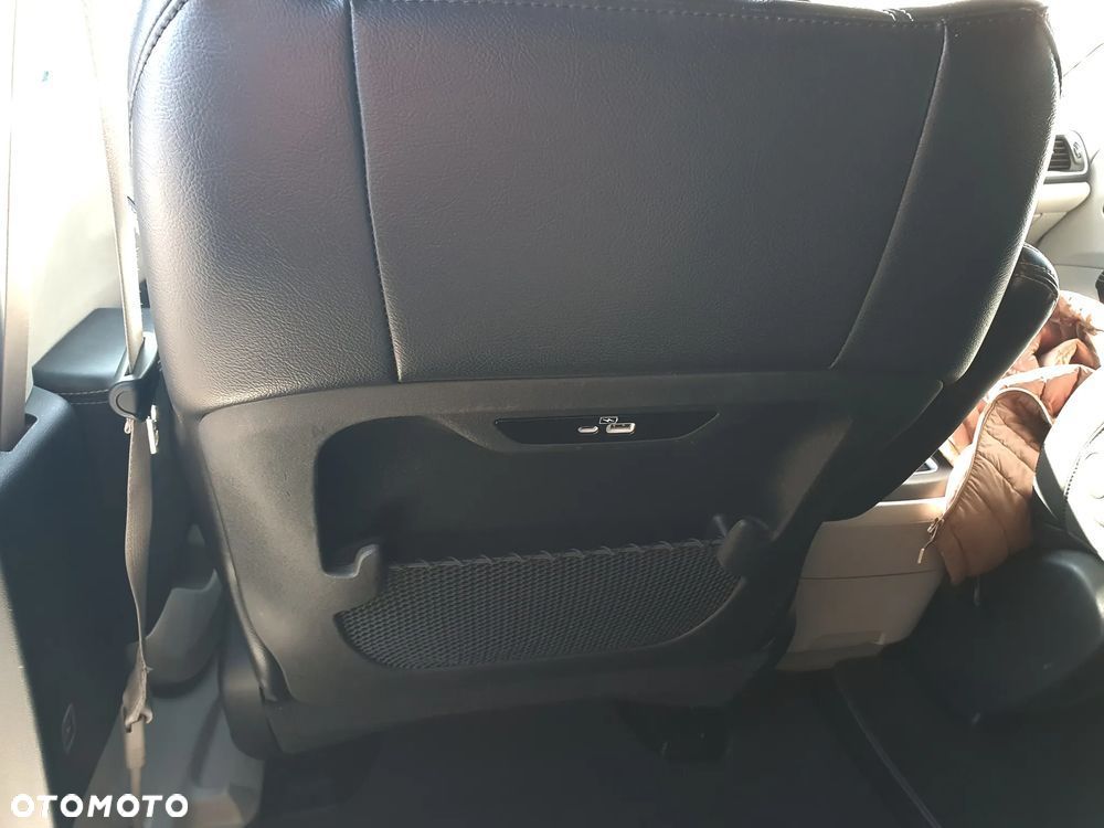 Chrysler Pacifica - 23